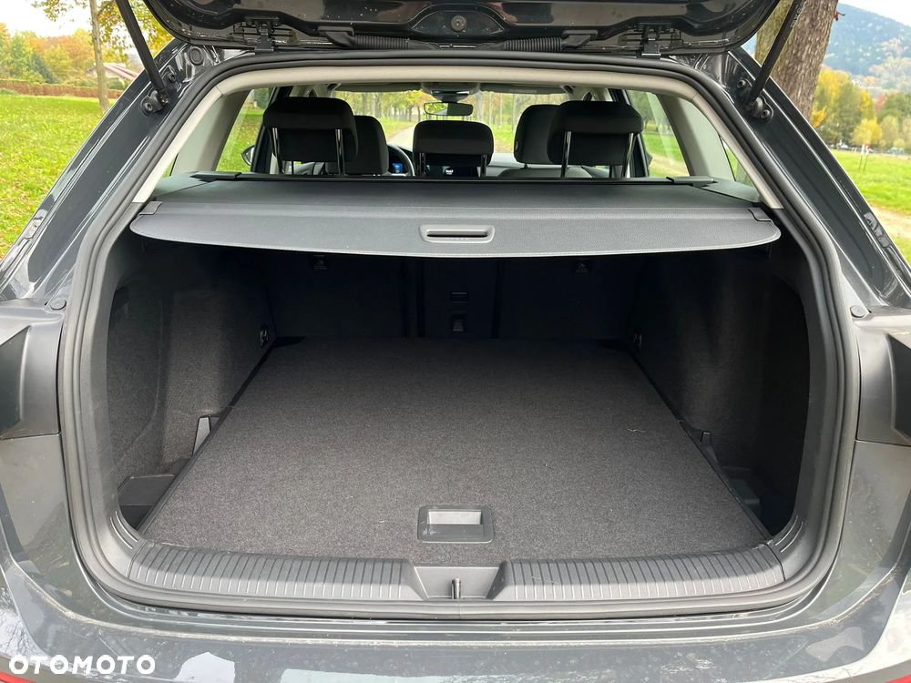 Volkswagen Golf Variant 2.0 TDI SCR Life - 10