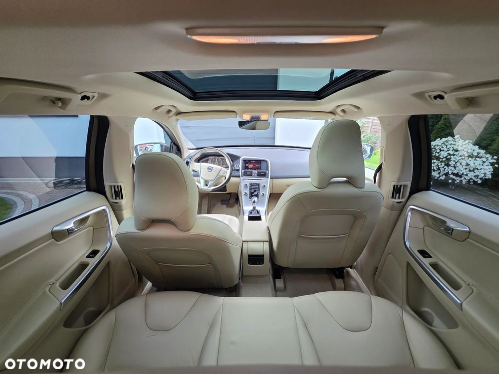 Volvo XC 60 D3 Drive-E Kinetic - 12