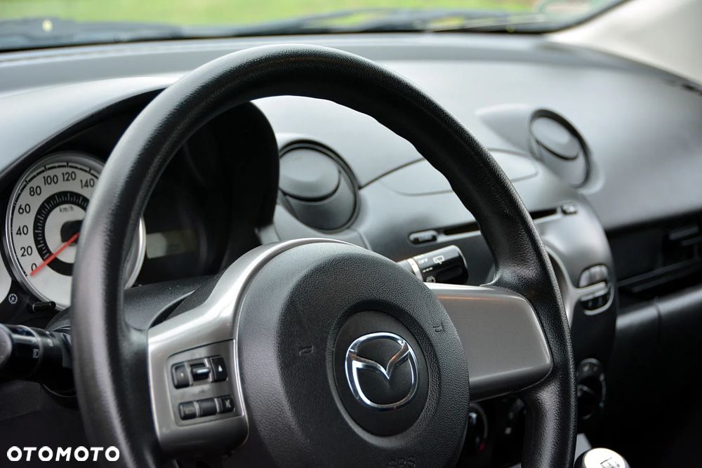 Mazda 2 1.3 MZR Active - 10