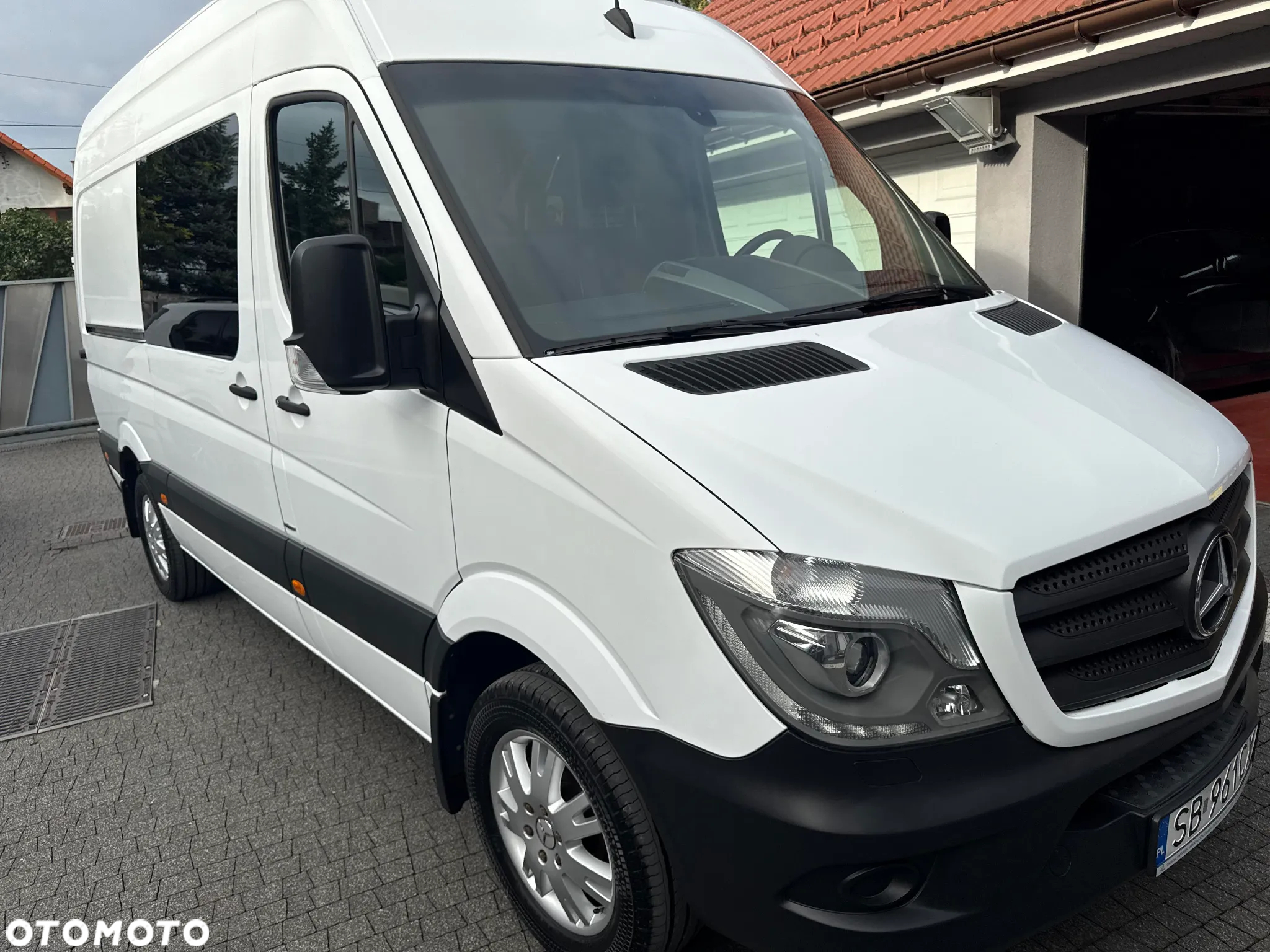 Mercedes-Benz Sprinter 319 CDI (BlueTec) 906.233 7G-TRONIC Plus - 2