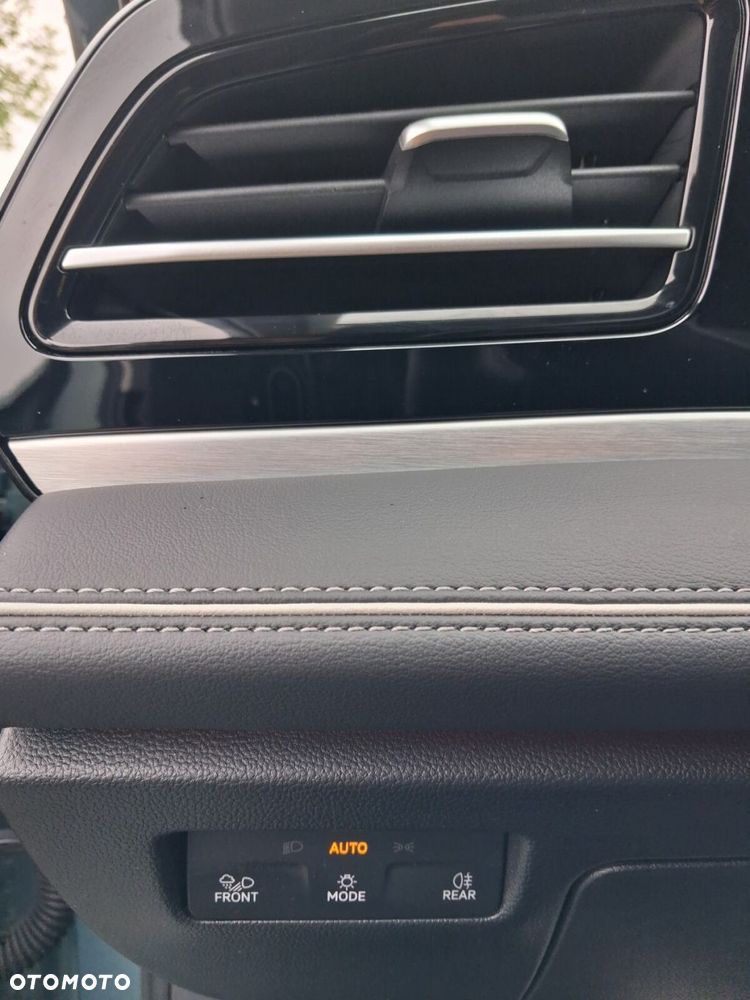 Volkswagen Passat - 26