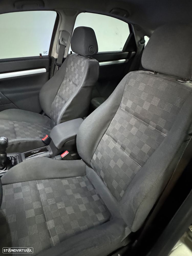 Opel Vectra GTS 2.2 DTi - 20