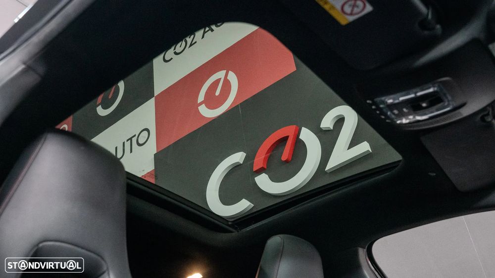 Mercedes-Benz A 250 e AMG Line - 22