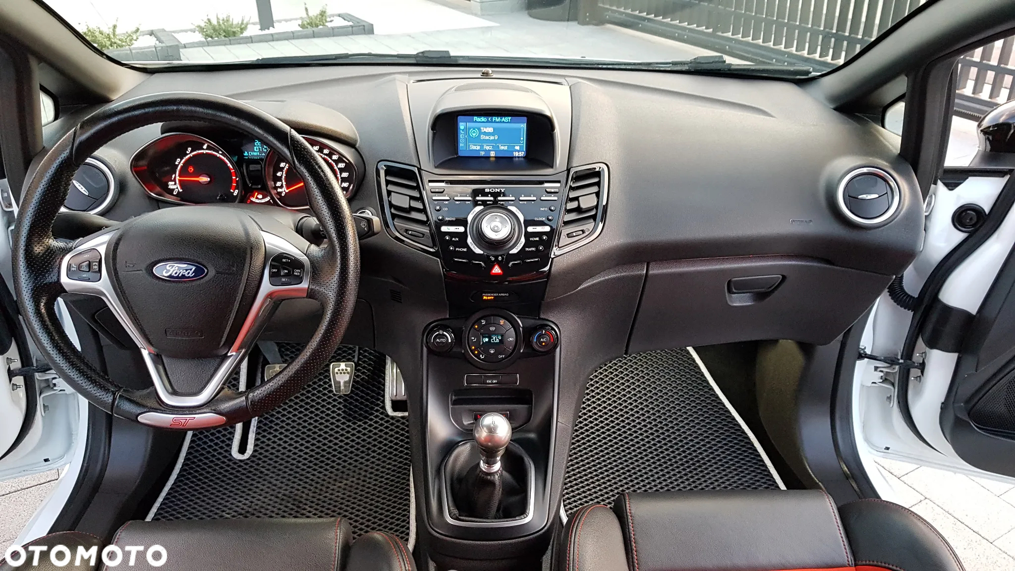 Ford Fiesta ST200 - 33