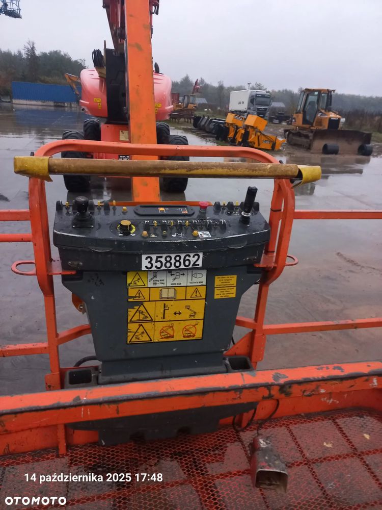 JLG 1250aj - 7