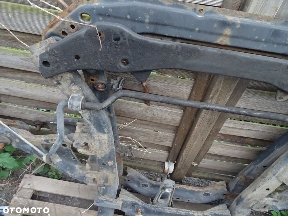 DACIA DUSTER 12-17 R BELKA PRZEDNIA SANKI LOZE TRAWERS KOMPLET STAN BDB - 12
