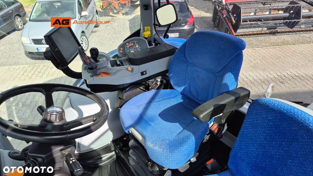 New Holland T7.200 AC 2013R - 10
