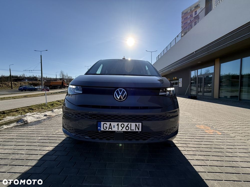 Volkswagen Multivan - 11