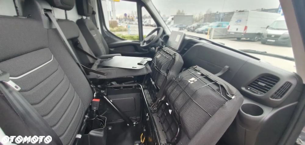 Iveco Daily 35S18P AirPro - 6
