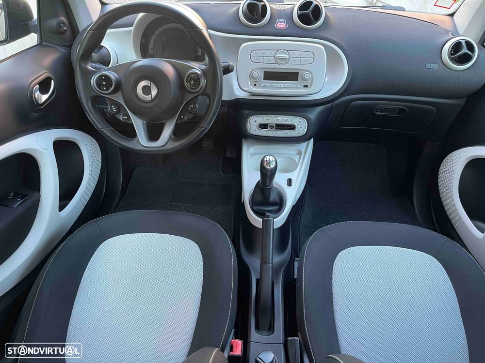 Smart ForTwo Coupé 1.0 Passion 71 - 6
