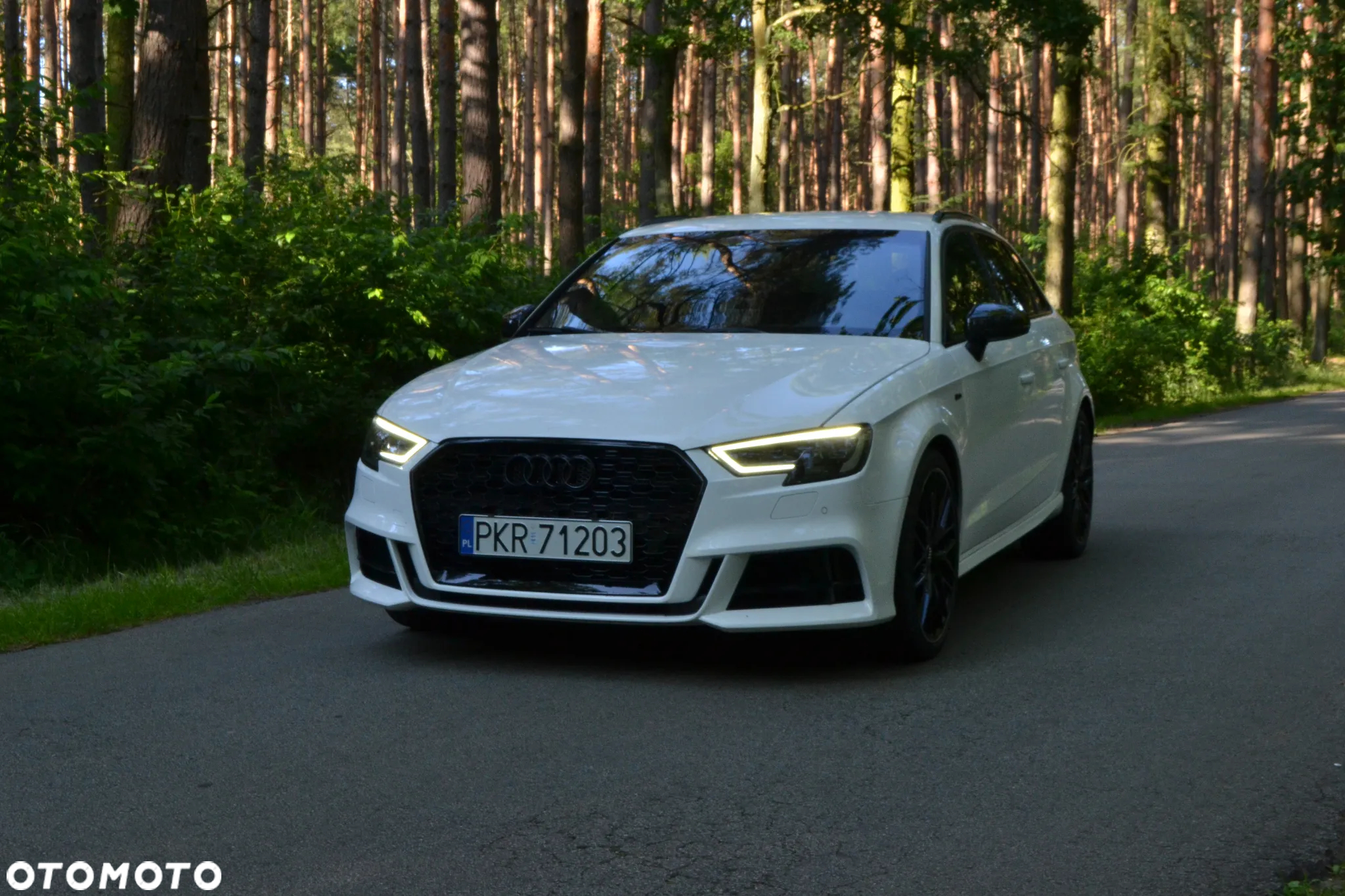 Audi A3 2.0 TDI Sportback (clean diesel) S tronic S line Sportpaket - 2