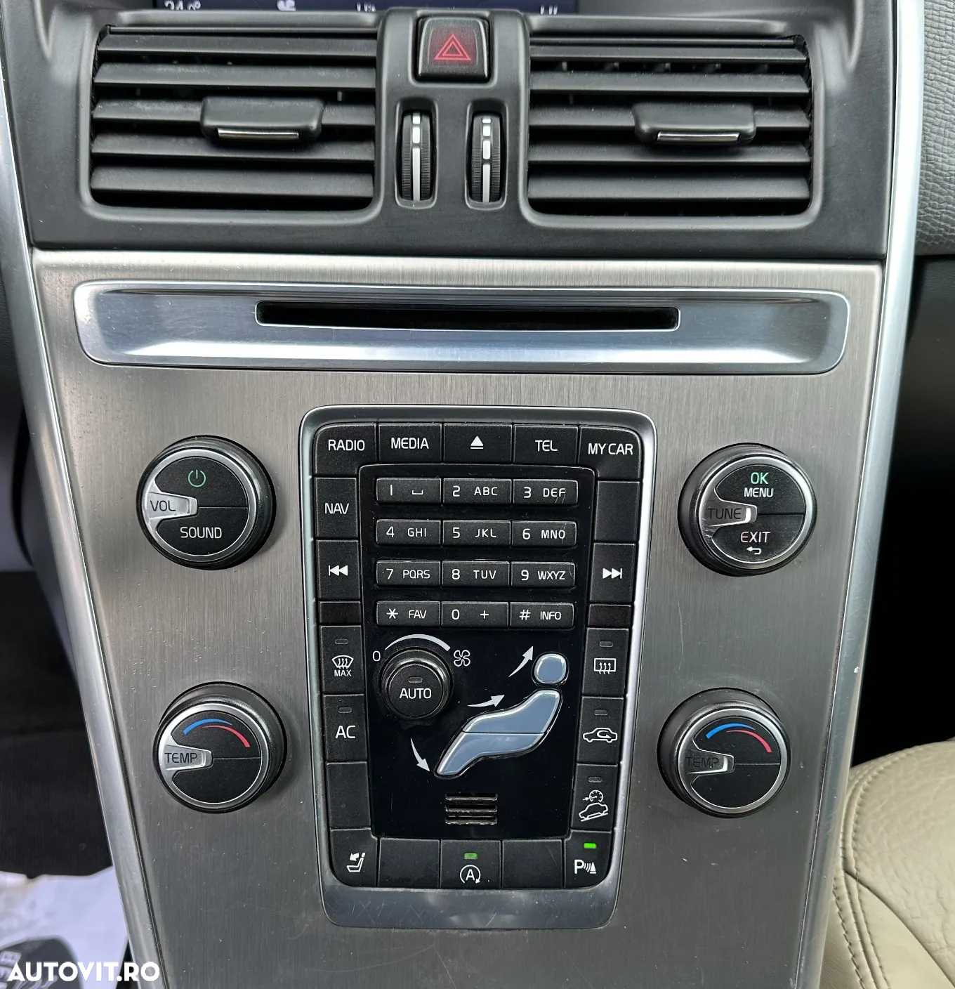Volvo XC 60 - 13