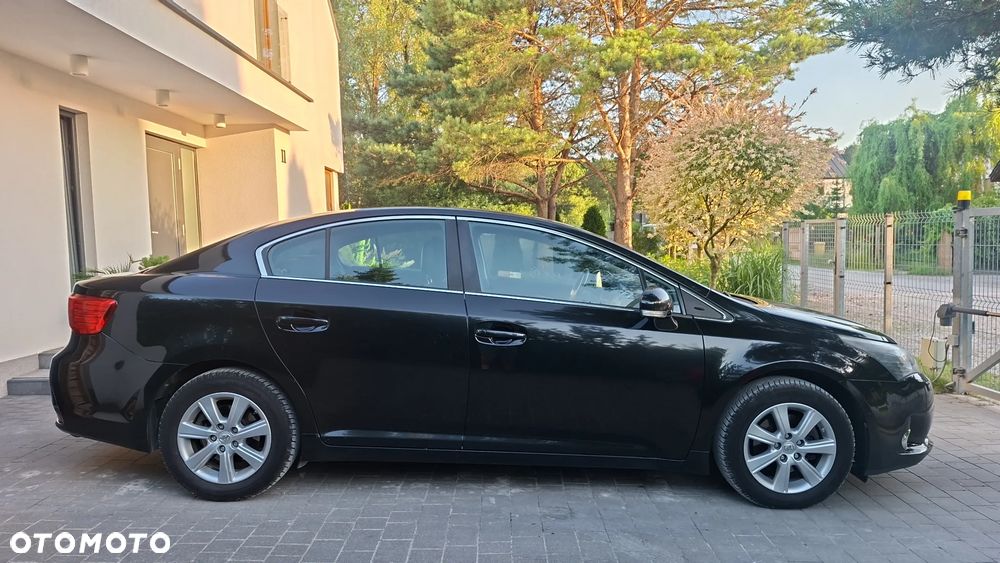 Toyota Avensis 2.0 D-4D Premium - 7