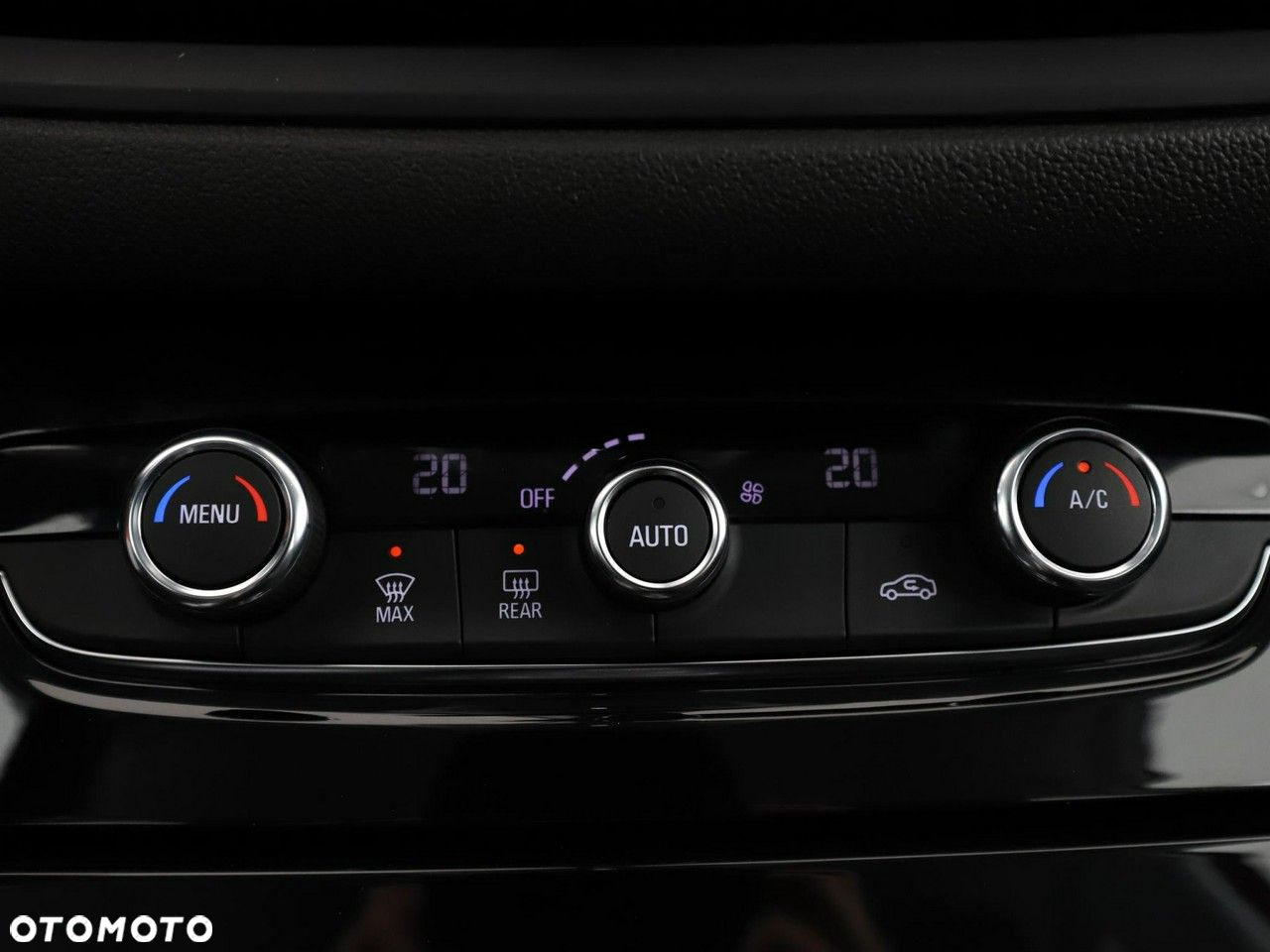 Opel Grandland X 1.2 T GPF Design Line S&S - 28