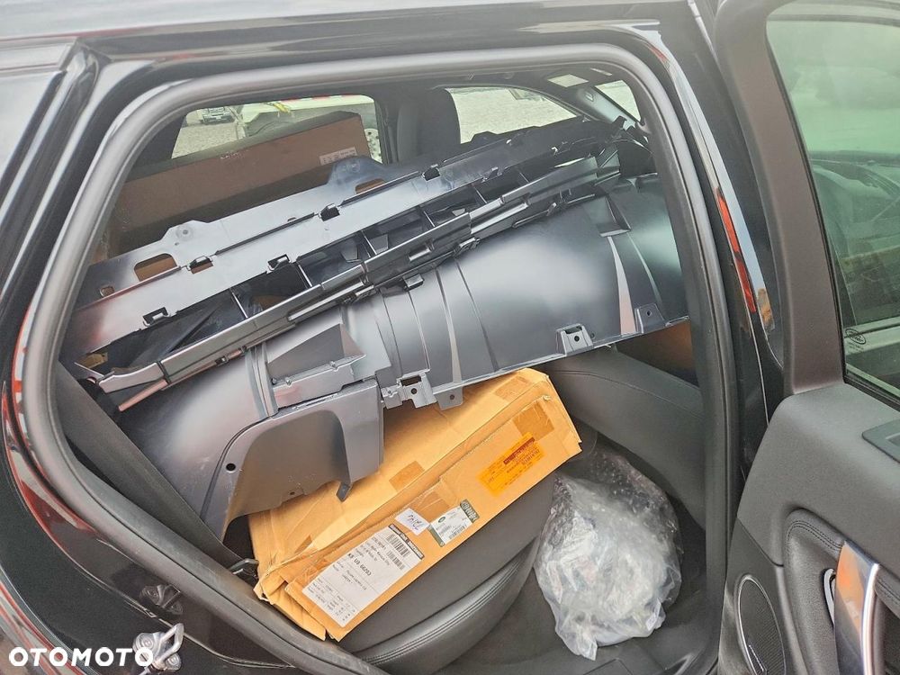 Land Rover Discovery Sport - 14