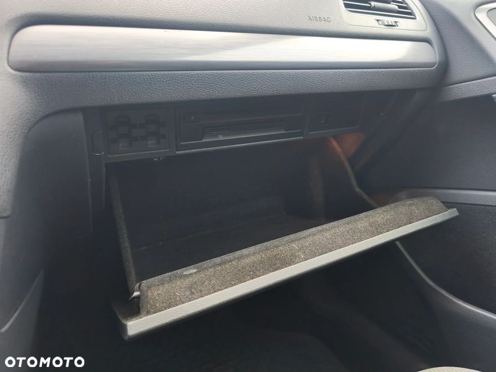 Volkswagen Golf 1.0 TSI (BlueMotion Technology) Trendline - 32