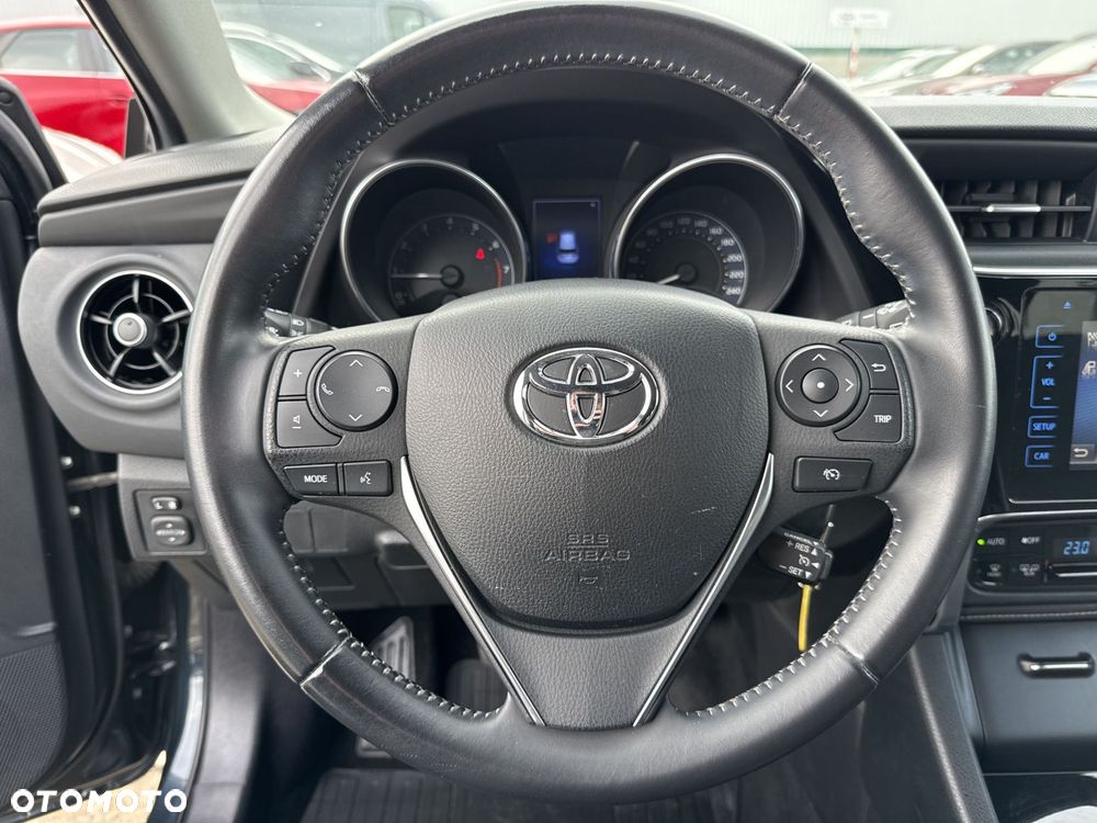 Toyota Auris 1.6 Comfort - 13