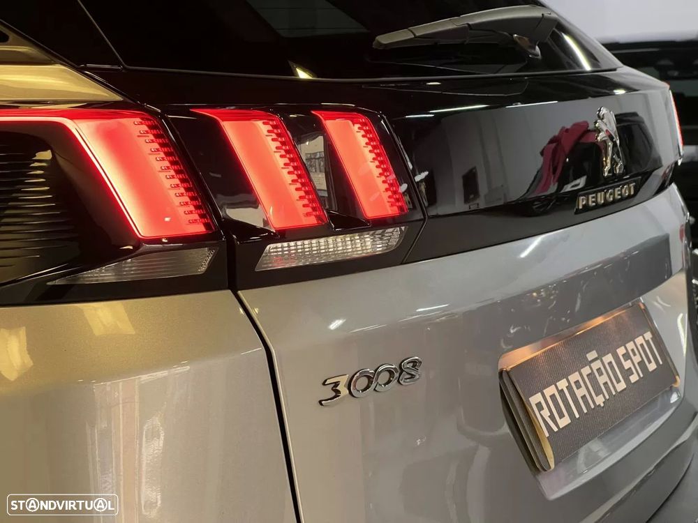 Peugeot 3008 PureTech 130 Stop & Start GPF Active Pack - 25