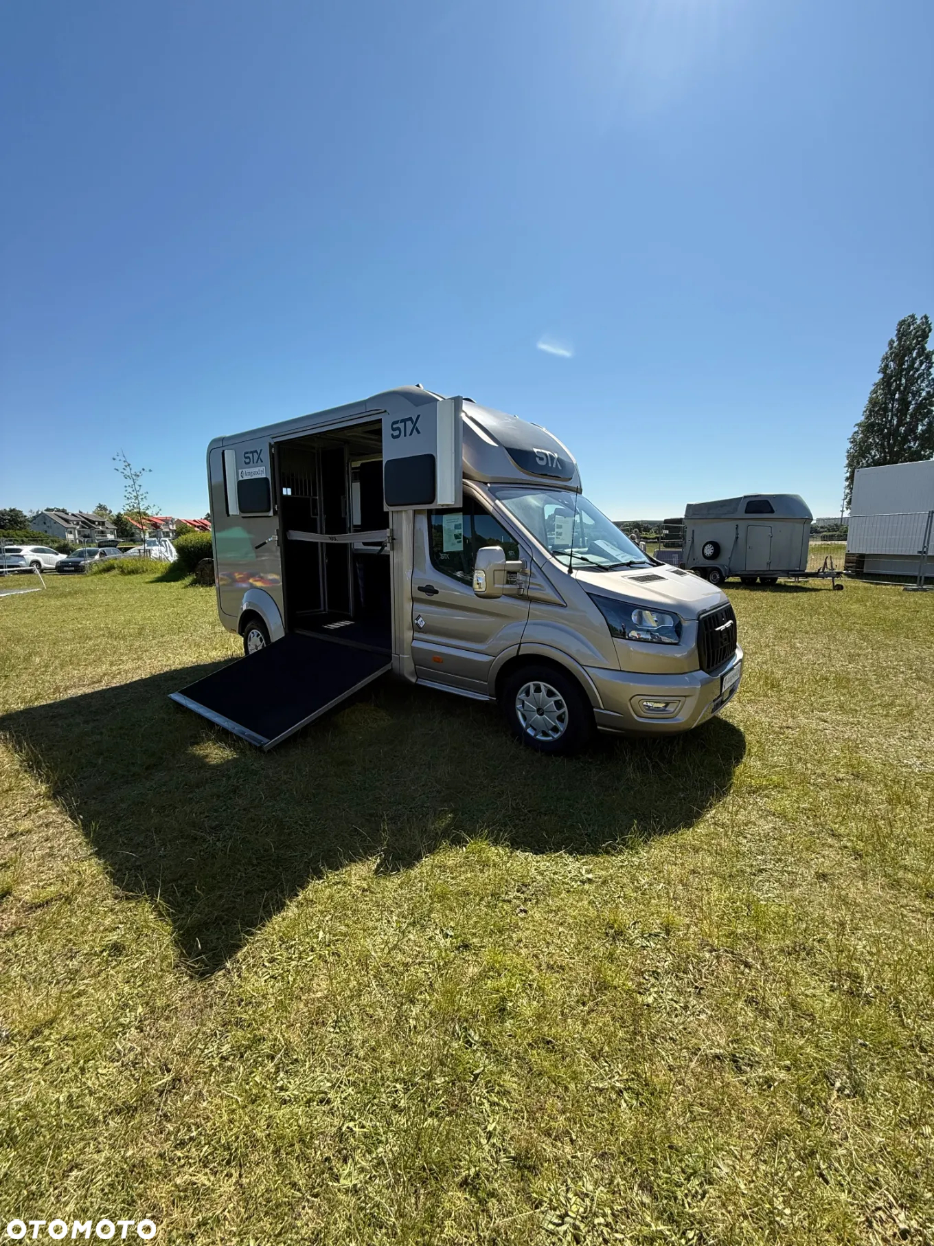 Ford Transit - 9