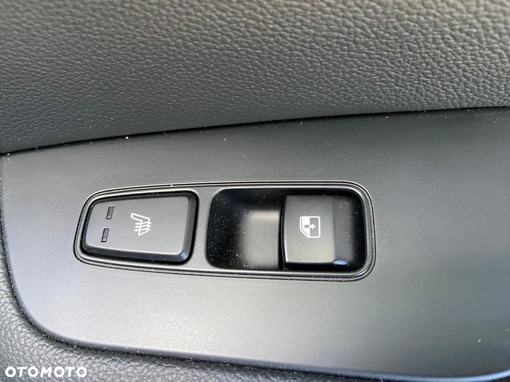 Kia XCeed - 26