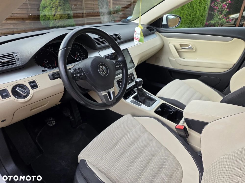 Volkswagen CC - 5