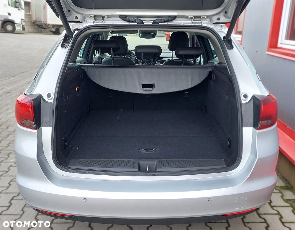 Opel Astra - 11