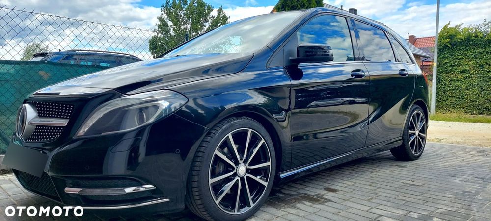 Mercedes-Benz Klasa B 180 (CDI) d 7G-DCT AMG Line - 25