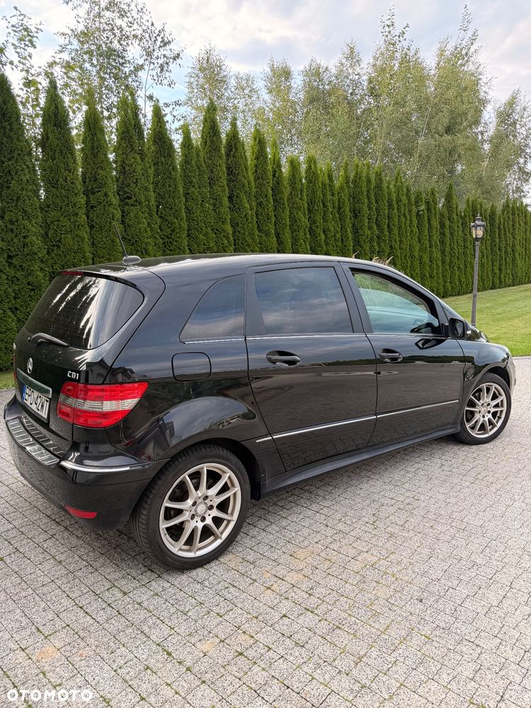 Mercedes-Benz Klasa B 180 CDI - 9