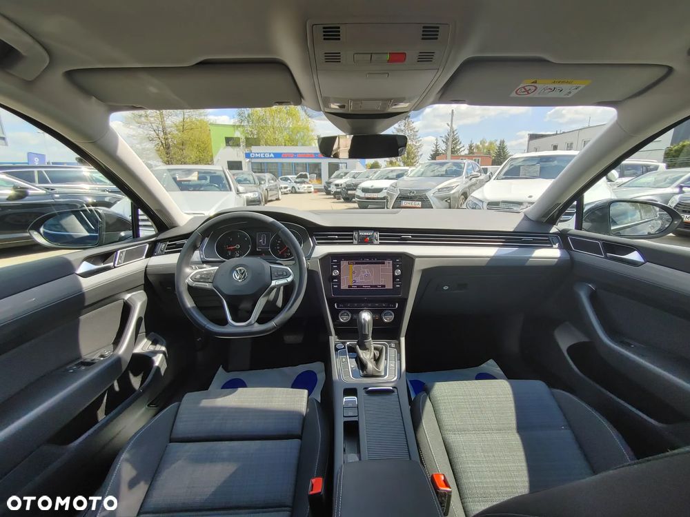 Volkswagen Passat Variant 2.0 TDI Business DSG - 8