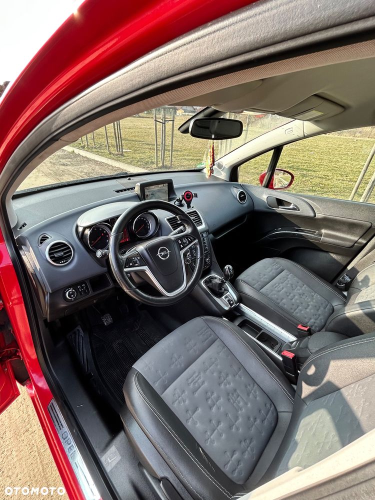 Opel Meriva 1.4 T Cosmo S&S - 22
