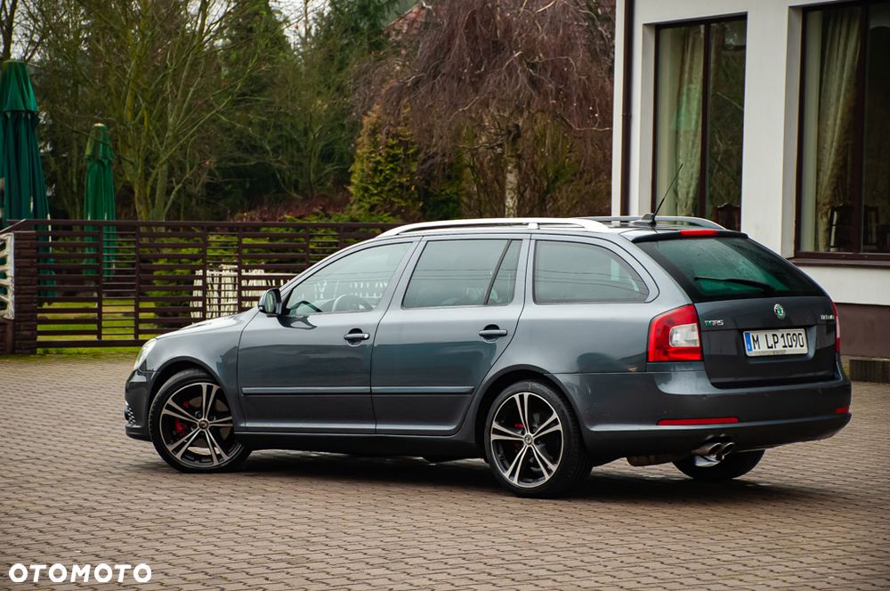 Skoda Octavia 2.0 TDI DPF RS - 13