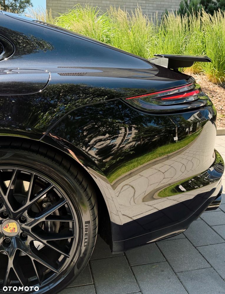 Porsche Panamera 4 E-Hybrid 10 Years Edition - 9