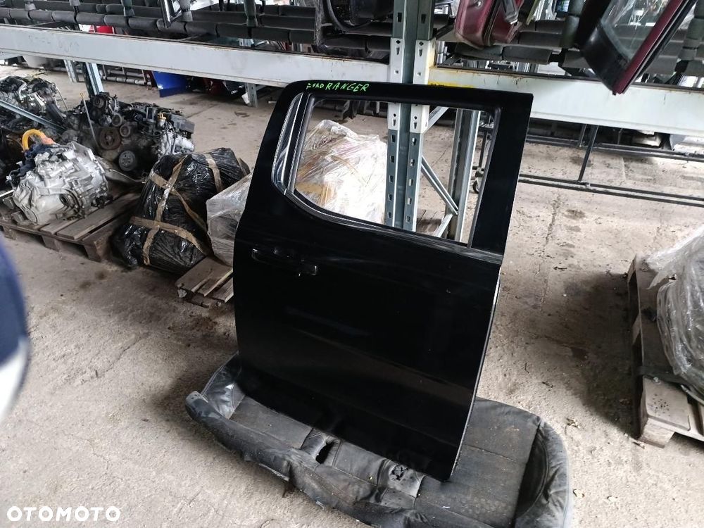 FORD RANGER VI 23- DRZWI PRAWE TYŁ - 1