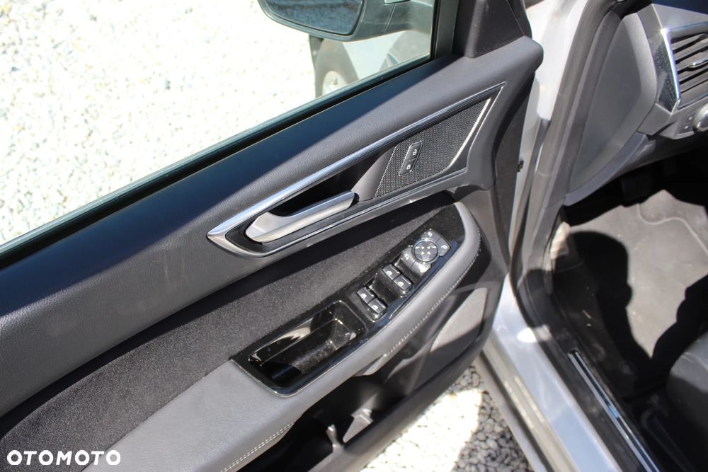 Ford S-Max 2.0 EcoBlue Titanium - 15