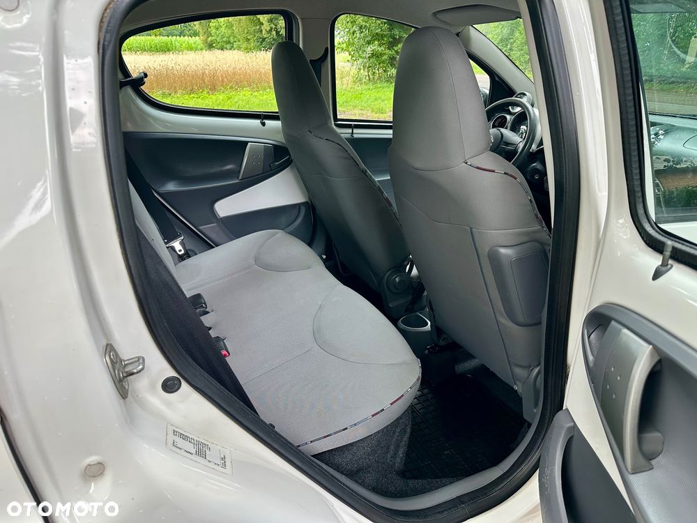 Toyota Aygo Edition - 13