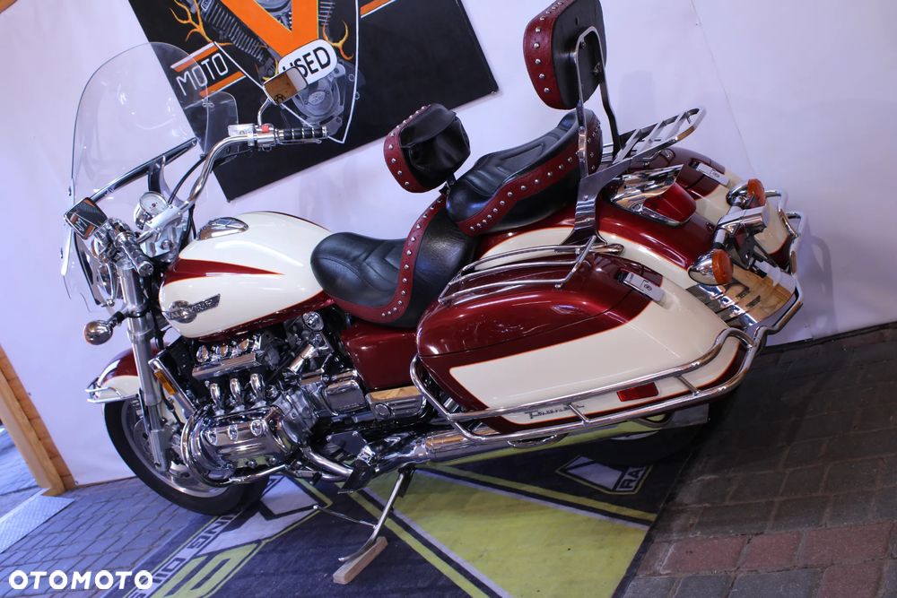 Honda GL - 28