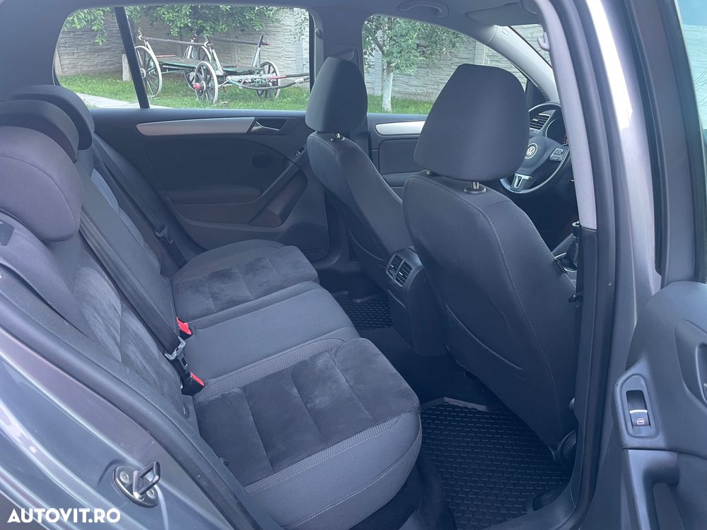 Volkswagen Golf - 20