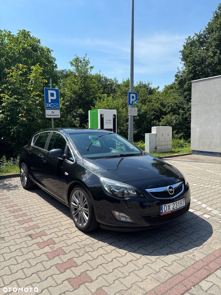 Opel Astra 1.6 Turbo - 3