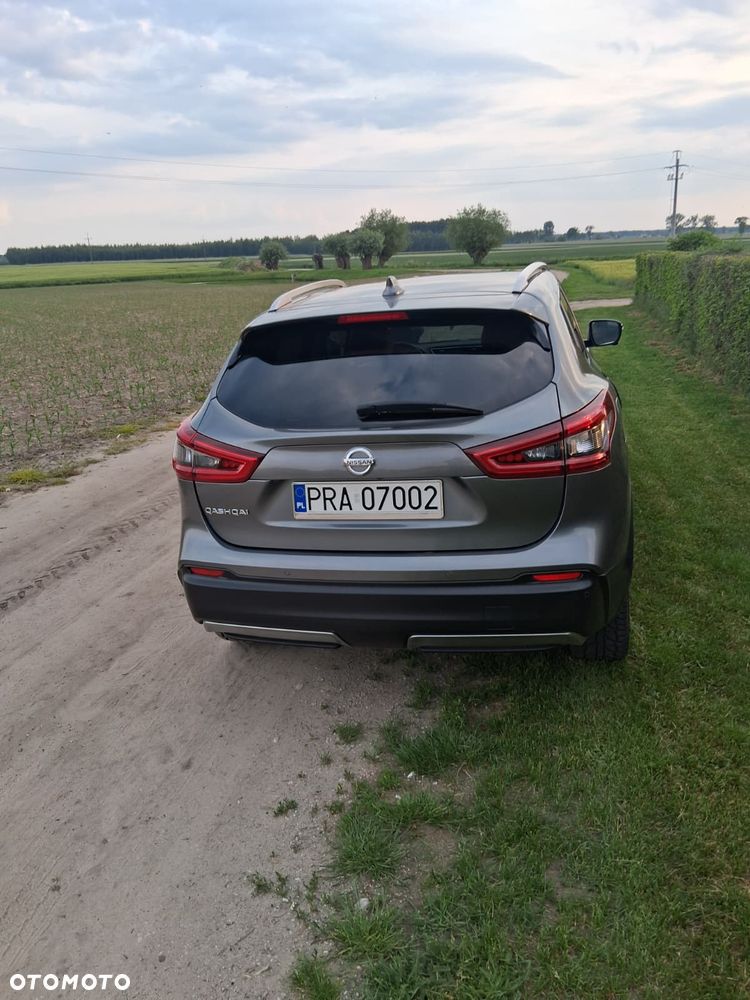 Nissan Qashqai 1.2 DIG-T N-Connecta Xtronic EU6 - 2