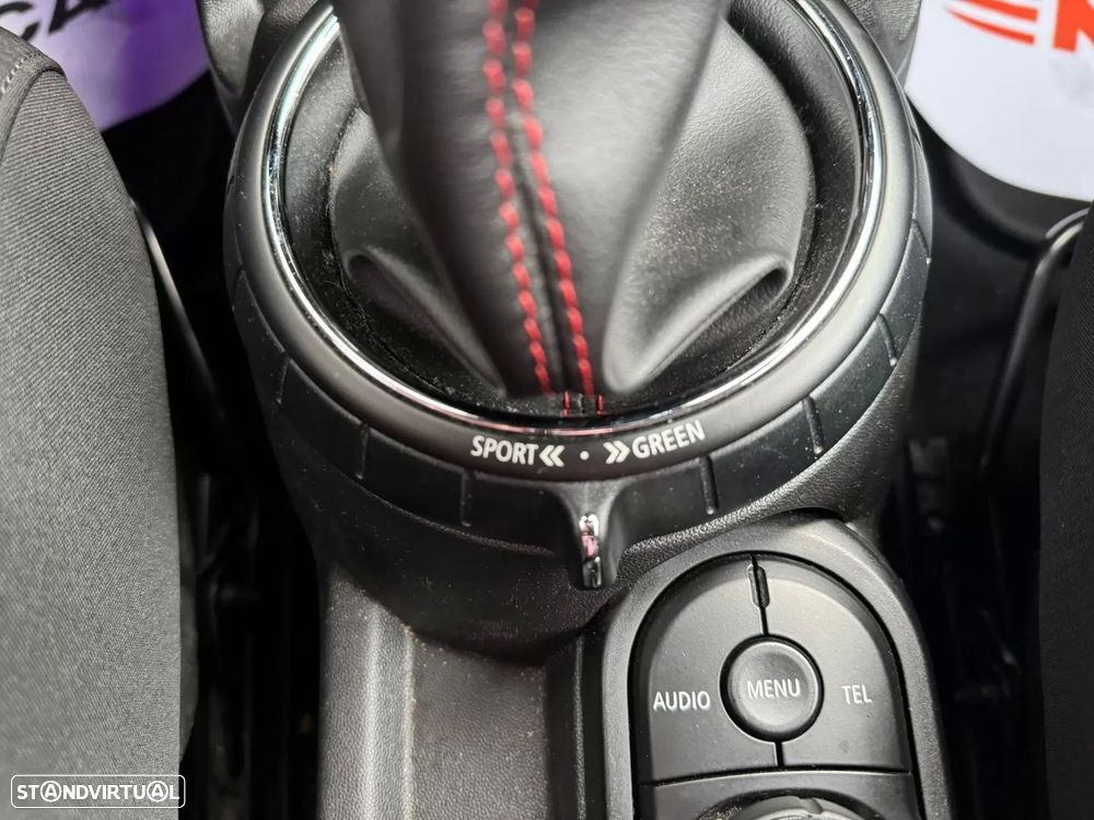 MINI 3 Portas One D - 13