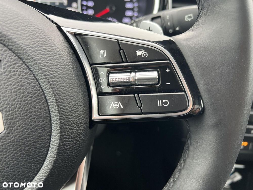 Kia Ceed - 16