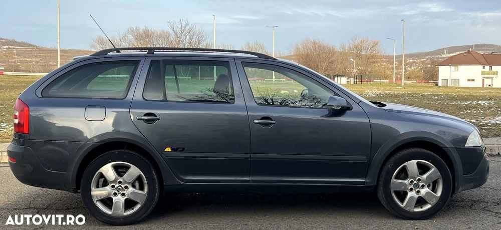Skoda Octavia 2.0 TDI DPF Scout 4x4 - 6