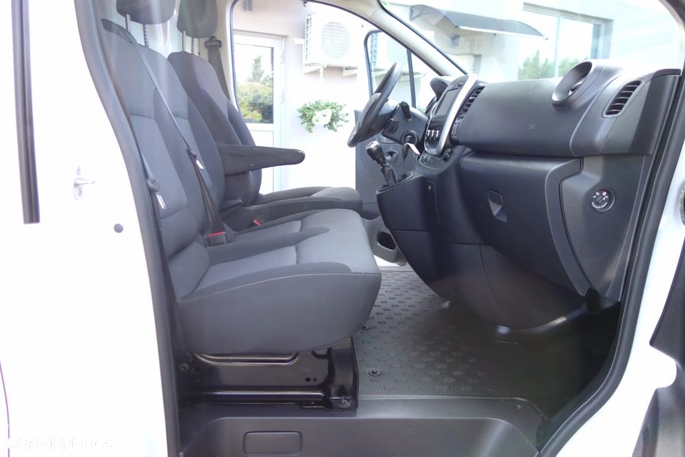 Renault Trafic Long  2.0 Dci 120 KM Klima Ledy Kamera - 18