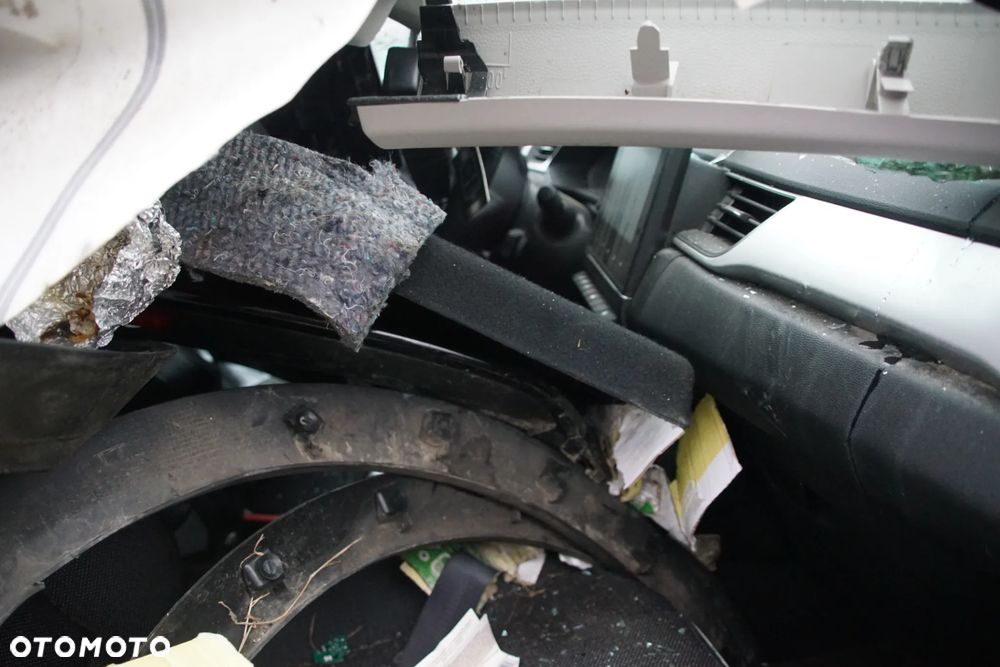 Auto na części - Renault Captur II 1.0 TCE 91 KM H4D480 JT4002 BIXPA 2023R Silnik Skrzynia Szyba Lampa Zderzak Grill Deska Kokpit Sterownik Moduł Czujnik Licznik Wyświetlacz Panel - 12