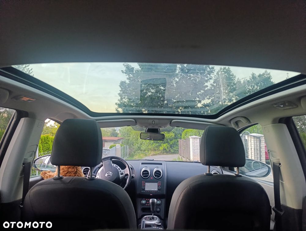 Nissan Qashqai 2.0 dCi 4 x 4 DPF tekna - 16