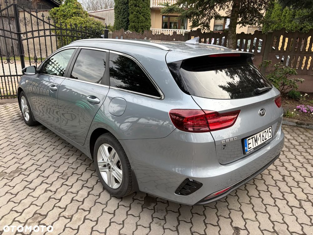 Kia Ceed 1.6 CRDi mHEV M - 5