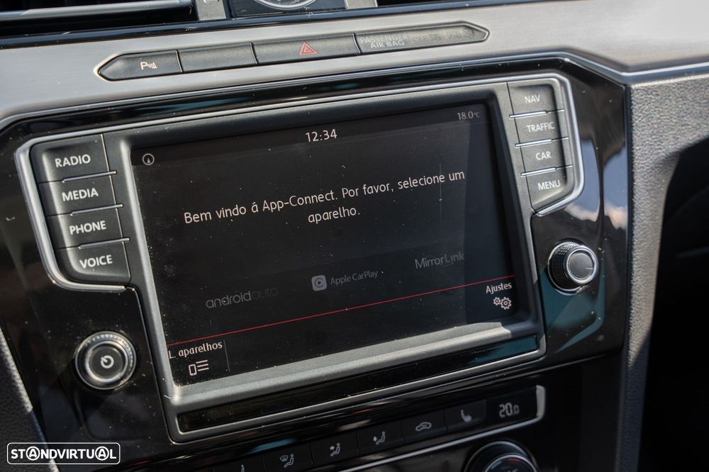 VW Passat Variant 1.6 TDI Highline - 14