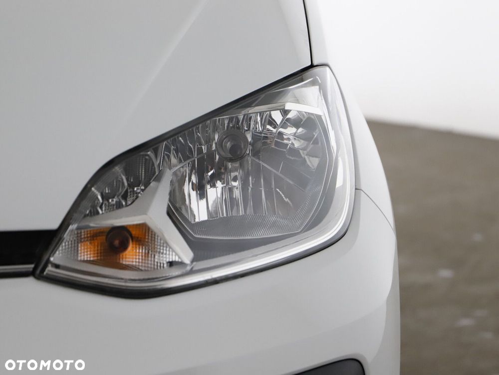 Volkswagen up! - 24