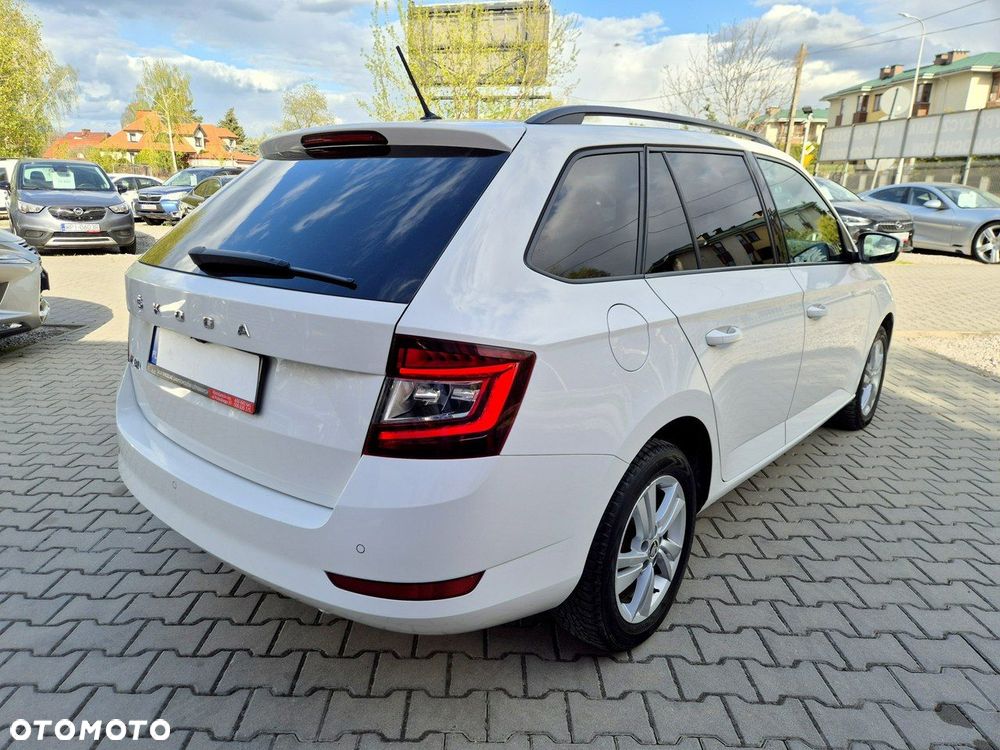 Skoda Fabia 1.0 TSI Ambition Plus - 6