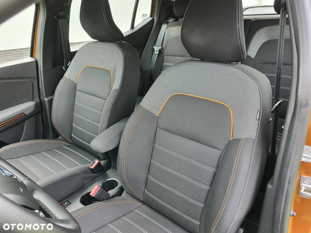 Dacia Sandero Stepway TCe 90 Expression + - 11